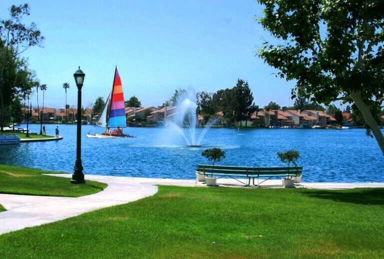 Lake Forest Senior Moving Company 3 Lake Forest Sun and Sail Club